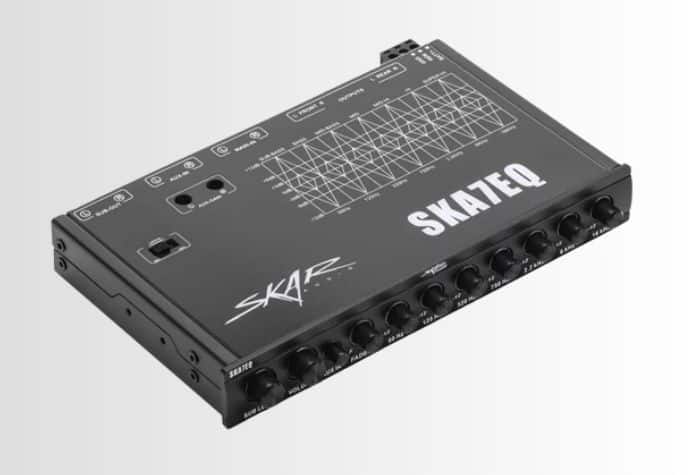 IA-10 Auto 7-Band Equalizer - Digitale Audio-Controller Voor Basherstel En Geluidsverbetering In De Auto | Zwart