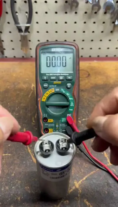 Testing A Car Audio Capacitor with Multimeter